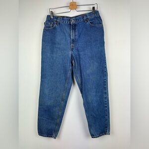 Vintage Levi’s 550 Relaxed Fit Tapered Leg Mom Jean Size 16 Short